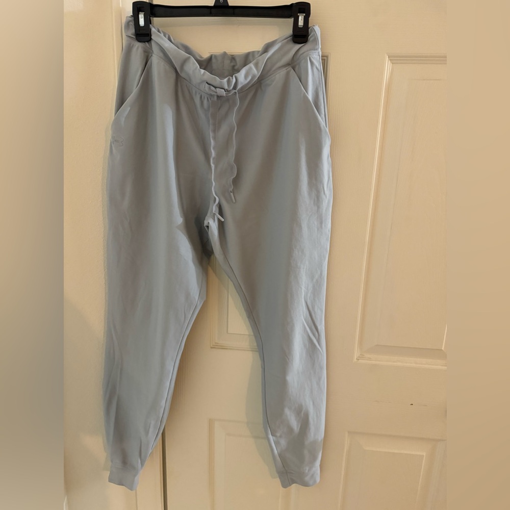 Under armor pants tapered.